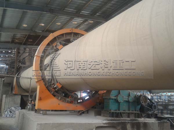 關于回轉窯設備的高效生產，操作工被賦予了什么職責